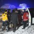 Yolu kapalı köydeki hamile kadına paletli ambulans ile ulaşıldı Yolu kapalı köydeki hamile kadına paletli ambulans ile ulaşıldı