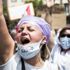 Fransa'da sağlık çalışanlarının düzenlediği gösteride olaylar çıktı
