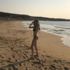 Deniz sezonunu açan Hazar Ergüçlü, bikinili pozlarıyla sosyal medyayı salladı