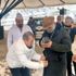 Tunceli Valisi Sonel kabanını soğukta üşüyen engelli ... Tunceli Valisi Sonel kabanını soğukta üşüyen engelli ...
