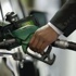 Petrol fiyatları 7 yılın dibinden döndü