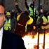 Macron'dan geri adım: Yarın sarı yelekliler ile görüşecek