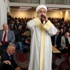 Alman Bakan Schneider cuma namazını izledi Alman Bakan Schneider cuma namazını izledi