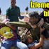 İsrail askerinden Filistinli çocuğa şiddet İsrail askerinden Filistinli çocuğa şiddet