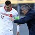 Şenol Güneş: Burak Yılmaz hastalandı ve hastaneye gitti Şenol Güneş: Burak Yılmaz hastalandı ve hastaneye gitti