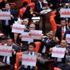 Enis Berberoğlu'nun tutuklanmasına Meclis'te protesto