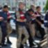Polis memurunun şehit olduğu operasyonda 6 kişi tutuklandı Polis memurunun şehit olduğu operasyonda 6 kişi tutuklandı