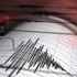 Antalya'da deprem! Halk sokaklara kaçtı Antalya'da deprem! Halk sokaklara kaçtı