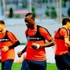 N'Doye forma giymeye hazır N'Doye forma giymeye hazır