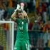 Muslera'dan şampiyonluk adağı ve maçın adamı Muslera'dan şampiyonluk adağı ve maçın adamı