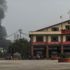 Myanmar'da düzenlenen bombalı saldırıda biri milletvekili 5 kişi hayatını kaybetti Myanmar'da düzenlenen bombalı saldırıda biri milletvekili 5 kişi hayatını kaybetti