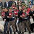 ‘Kırmızı tişörtlü bir sivil, oteli gösterdi’