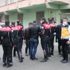 Şanlıurfa’da hareketli saatler. Ev sahibine kızıp evi ateşe verdiler, 2 polisi yaralandı Şanlıurfa’da hareketli saatler. Ev sahibine kızıp evi ateşe verdiler, 2 polisi yaralandı