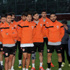 Güvenç Kurtar, futbolcularla vedalaştı