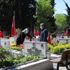 Edirnekapı Şehitliği'nde hüzünlü bayram ziyareti Edirnekapı Şehitliği'nde hüzünlü bayram ziyareti