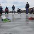 Kars Çayı'nda 'curling' keyfi