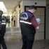 Polis memuru başhekimi tabancayla yaraladı