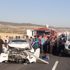 Şanlıurfa'da otomobil, kamyona çarptı: 2 ölü, 4 yaralı Şanlıurfa'da otomobil, kamyona çarptı: 2 ölü, 4 yaralı