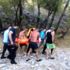 Selfie çekmek isterken kayalıklardan düştü, ekipler ...