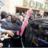 AK Partili eski vekile yumurtalı protesto AK Partili eski vekile yumurtalı protesto