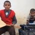 Sosyal medyayı sallayan minikler müzik aletlerine kavuştu