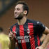 Hakan Çalhanoğlu İtalya'da asist krallığında zirvede Hakan Çalhanoğlu İtalya'da asist krallığında zirvede