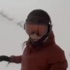 Snowboard yapan kadını ayı kovaladı İZLE
