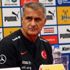 Şenol Güneş basın toplantısını kısa tuttu Şenol Güneş basın toplantısını kısa tuttu