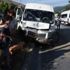 Muğla'da öğrenci servisi refüje çarptı: 7 yaralı Muğla'da öğrenci servisi refüje çarptı: 7 yaralı