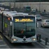 Metrobüs yolundan geçmek isterken canından oldu