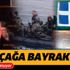 Türk bayrağını yırtan ırkçı Yunan vekile bayrak dersi! 24 yıldır korunuyor Türk bayrağını yırtan ırkçı Yunan vekile bayrak dersi! 24 yıldır korunuyor