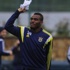 "Bak Emenike! Dersimiz gol"