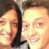 Mesut Özil'in kız kardeşi görenleri şaşırttı Mesut Özil'in kız kardeşi görenleri şaşırttı