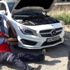 Burhaniye de aracın motoruna giren kediyi itfaiye ... Burhaniye de aracın motoruna giren kediyi itfaiye ...