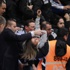 Fenerbahçe-Galatasaray derbisinde olaylar çıktı