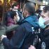 Polisler, Kadıköy’de göstericileri gözaltına alırken bir de sivil polisi gözaltına almaya çalıştı