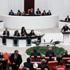 İbre "geçici bakanlar kurulu"ndan yana