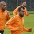 Eboue ve Pandev'le yollar ayrılıyor