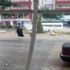 Annesiyle birlikte yürürken sele kapılan çocuk kurtarıldı