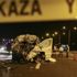 Paramparça olan otomobilden sağ kurtuldular