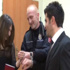 Coplarla nikah salonuna giren çifte kelepçe taktılar