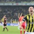 Fenerbahçe'nin milli futbolcusu hastaneye kaldırıldı