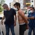 Nefes nefese yakalanan şüpheliyi polis suyla serinletti