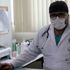 Genç doktor virüsü yendi göreve döndü
