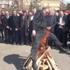Başkan yardımcısı Newroz ateşinin içine düşmekten son anda kurtuldu Başkan yardımcısı Newroz ateşinin içine düşmekten son anda kurtuldu