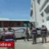 Fareden korkan polis gülümsetti Fareden korkan polis gülümsetti