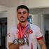 Annesinin 80 liralık pazar parasıyla spor salonuna yazıldı, dünya 4.'sü oldu Annesinin 80 liralık pazar parasıyla spor salonuna yazıldı, dünya 4.'sü oldu