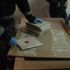 Ahşap masa içinde uyuşturucu sevkıyatı polise takıldı