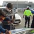 Kısıtlamada polise yakalanınca 'Herkes dışarda' diyerek kendini savundu Kısıtlamada polise yakalanınca 'Herkes dışarda' diyerek kendini savundu