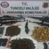 Tunceli'de teröristlerin silah ve cephaneleri ele geçirildi Tunceli'de teröristlerin silah ve cephaneleri ele geçirildi